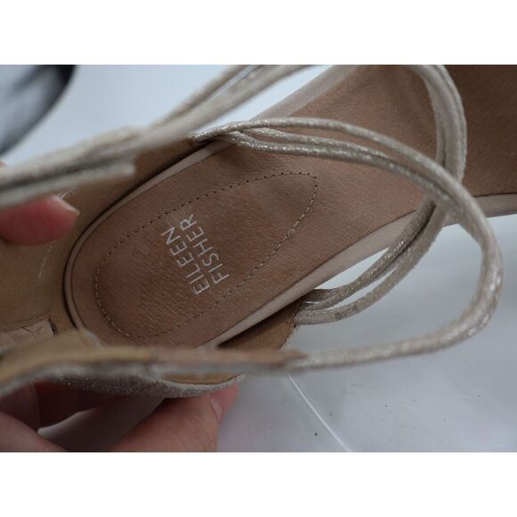 Eileen Fisher Shea Metallic Crisscross Comfort Sandals Size 7 Silver Leather - Picture 9 of 11